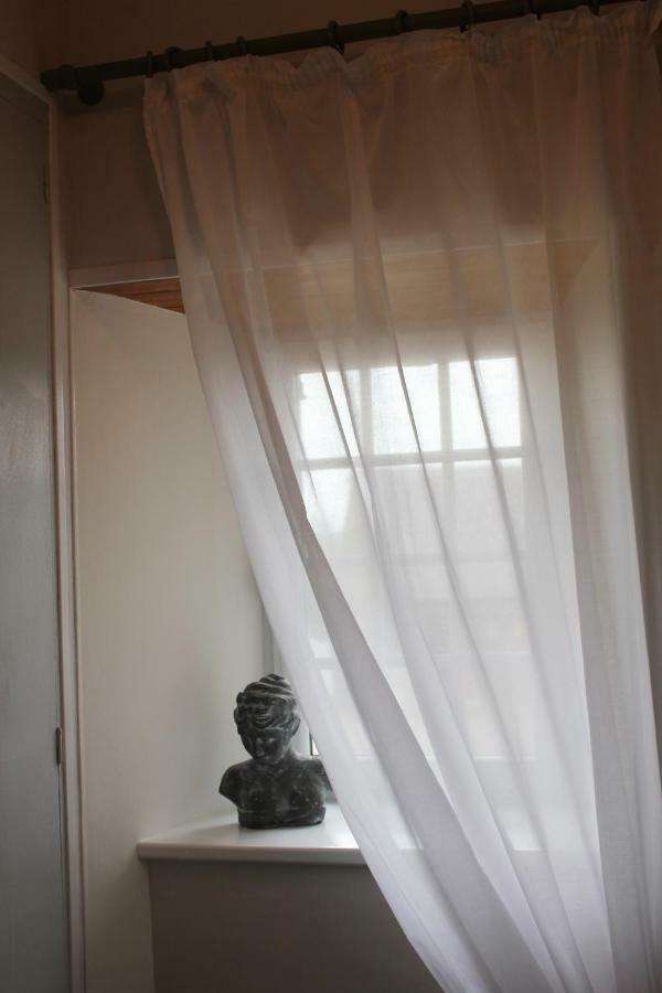 Les Goubelins Bed and Breakfast La Lande-d'Airou Εξωτερικό φωτογραφία
